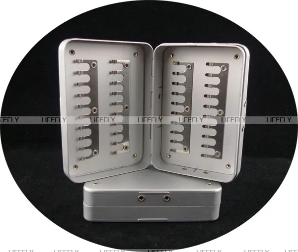 

2 Aluminum Fly Boxes, Pocketsize, Clips / Fly Fishing
