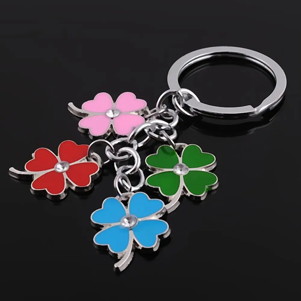 High Quality Popular Metal Clover Plant Keychain Pretty Charm Clover