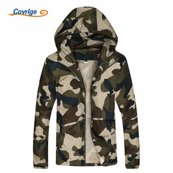 

Covrlge 2017 New Male Jackets Fashion Hooded Camouflage Coat for Men Bomber Jacket Male Men's Windbreaker Softshell Coats MWJ058