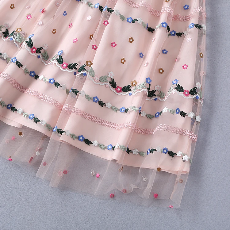 Женское платье для подиума, высококачественное Сетчатое платье с цветочной вышивкой и расклешенным воротником, женские повседневные платья с коротким рукавом