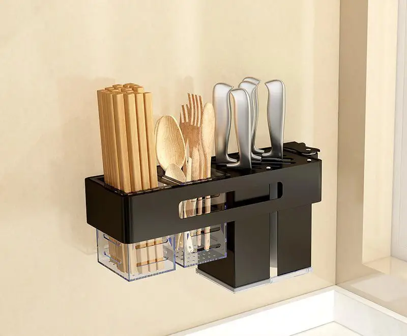 Tool holder