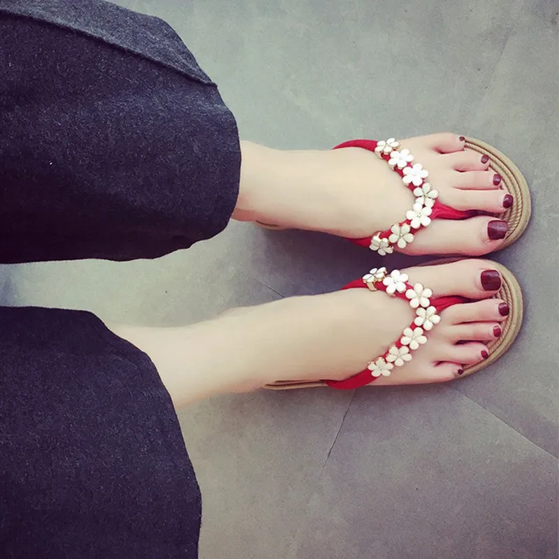 COOTELILI/35-41 размера плюс модные металлическим цветочным орнаментом Женская пляжная обувь Летние Тапочки Летние вьетнамки на плоской подошве для дам