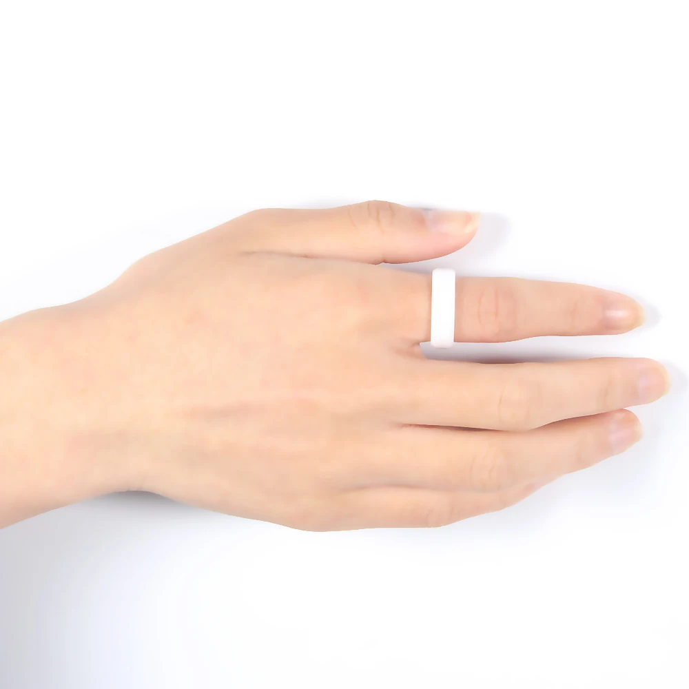 New-Arrival-Wide-6mm-Black-And-White-Color-Ceramic-Ring-Wedding-Women-Rings-Cute-Simple-Unique