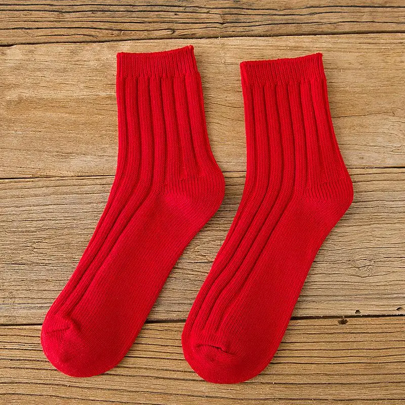 Коллекция года, женские носки хлопковые модные повседневные милые носки ярких цветов в Корейском стиле, 1 пара, осенне-зимние хлопковые носки для девочек - Цвет: Красный