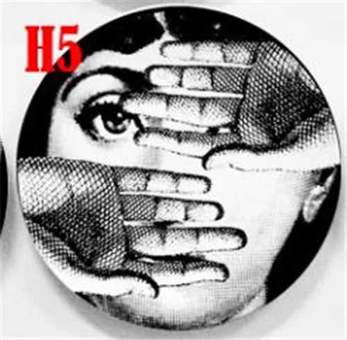 Новые керамические тарелки Fornasetti для украшения дома, фарфоровые настенные художественные тарелки, 8 дюймов - Цвет: 5