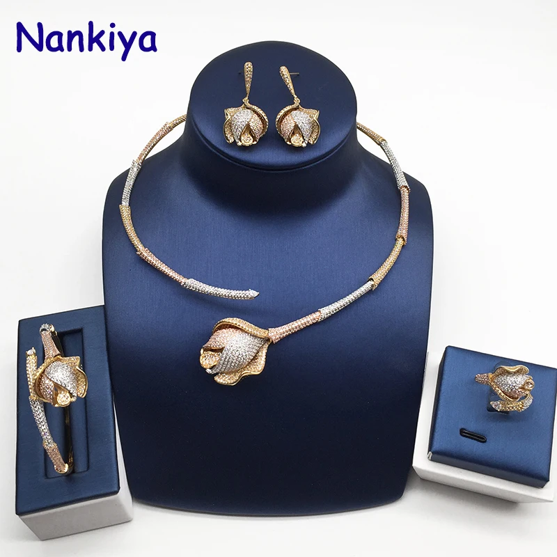 

Nankiya Luxury Bamboo Knot Rose Flower Africa Jewelry Set Clear CZ 3 Tone Gold Women Party Dubai 4pcs Jewellery Set NC739