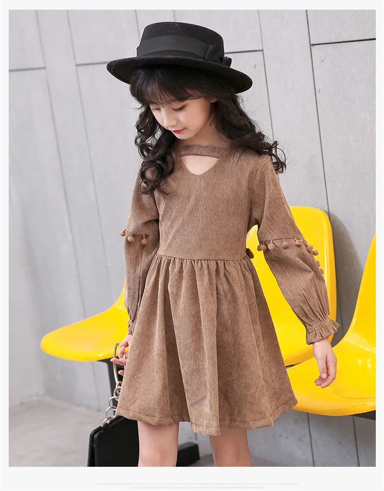 2017 New Autumn Vintage Style Baby Girl Velvet Dress Bowknot Lantern Sleeve Winter Kids Corduroy Pompoms Dresses for Girls (15)