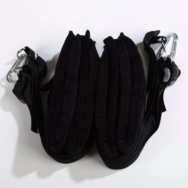 Schwarzes Pärchen Macht Liebe Auf Der Sexschaukel Schwarzes Pärchen Macht Liebe Auf Der Sexschaukel
