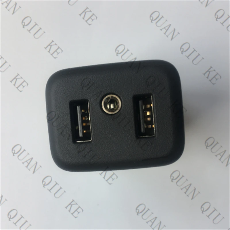 Автомобильное зарядное устройство USB порт 13519224 аудио плеер сосуд в сборе 23496501 13509942 вспомогательный разъем USB