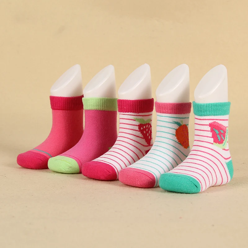 5 пара/лот, полосатые носки для маленьких девочек 5 видов, стильные Мягкие хлопковые носки для малышей милые детские носки с мультяшным рисунком на осень для маленьких девочек