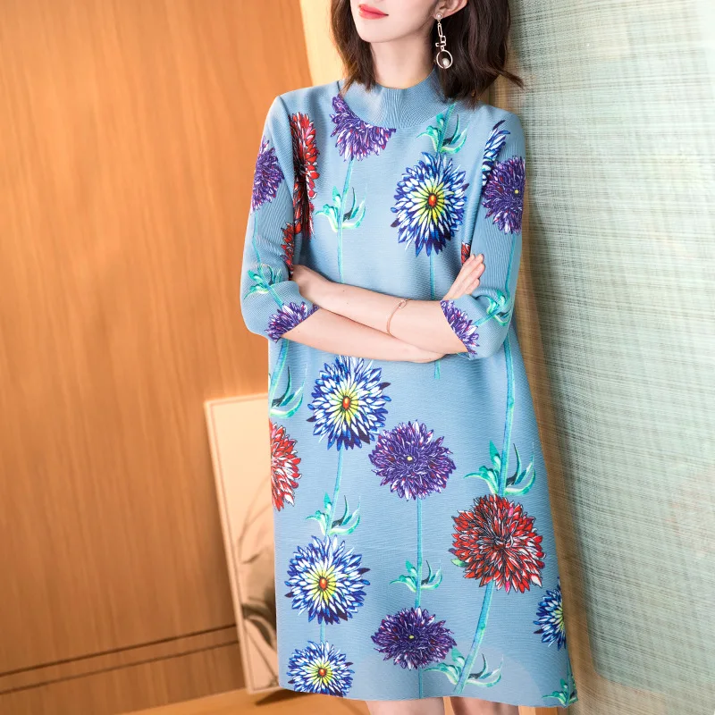 

Plus Size Dress Women Turtleneck Spring Summer New Elegant Printed Three Quarter sleeve Loose Stretch Miyake Pleats A Line Dress