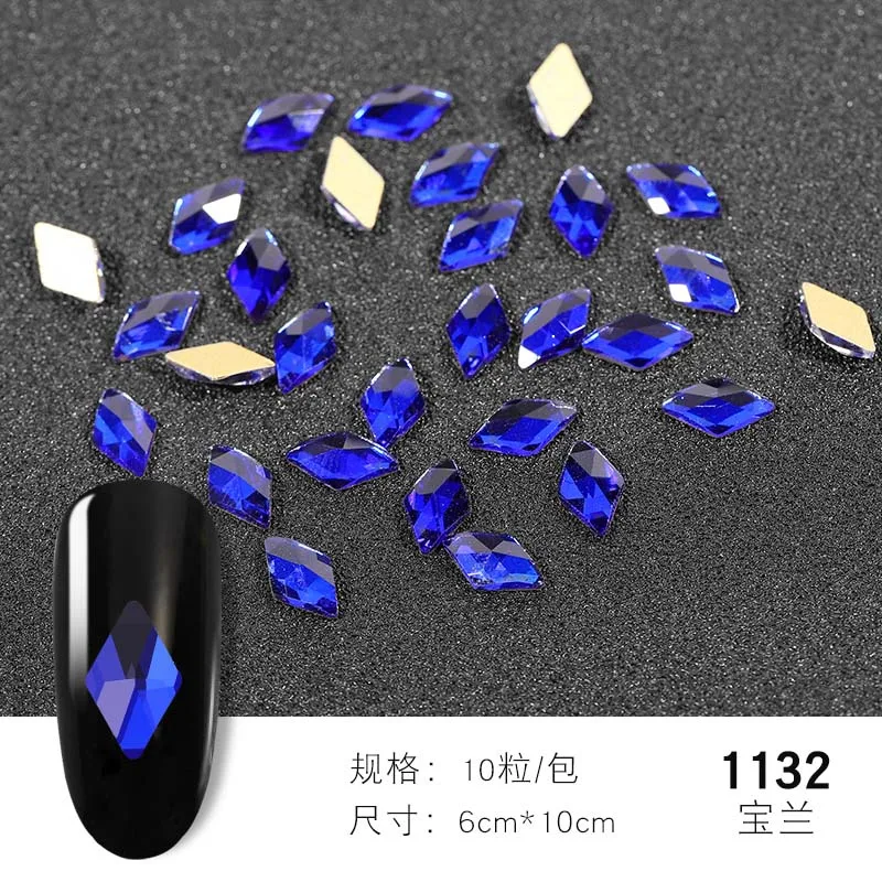 1132