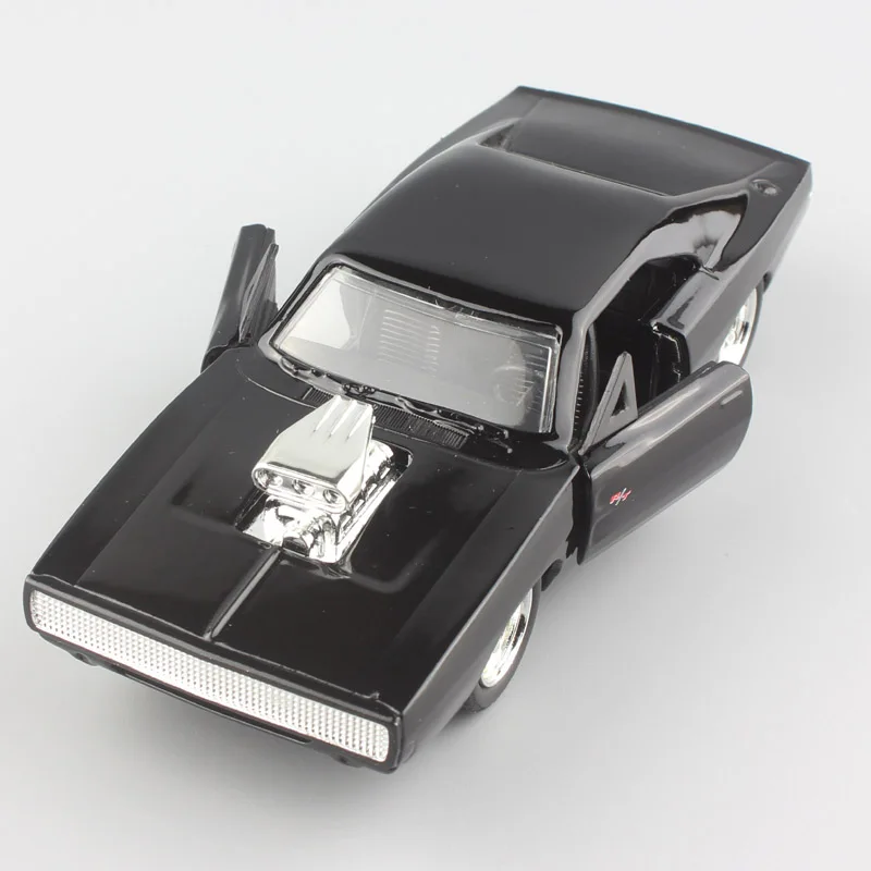 

1/32 Kid's small Scale the Fast and Furious vintage DODGE Charger RT 1970 refitted auto muscle vehicle diecast cars models toys