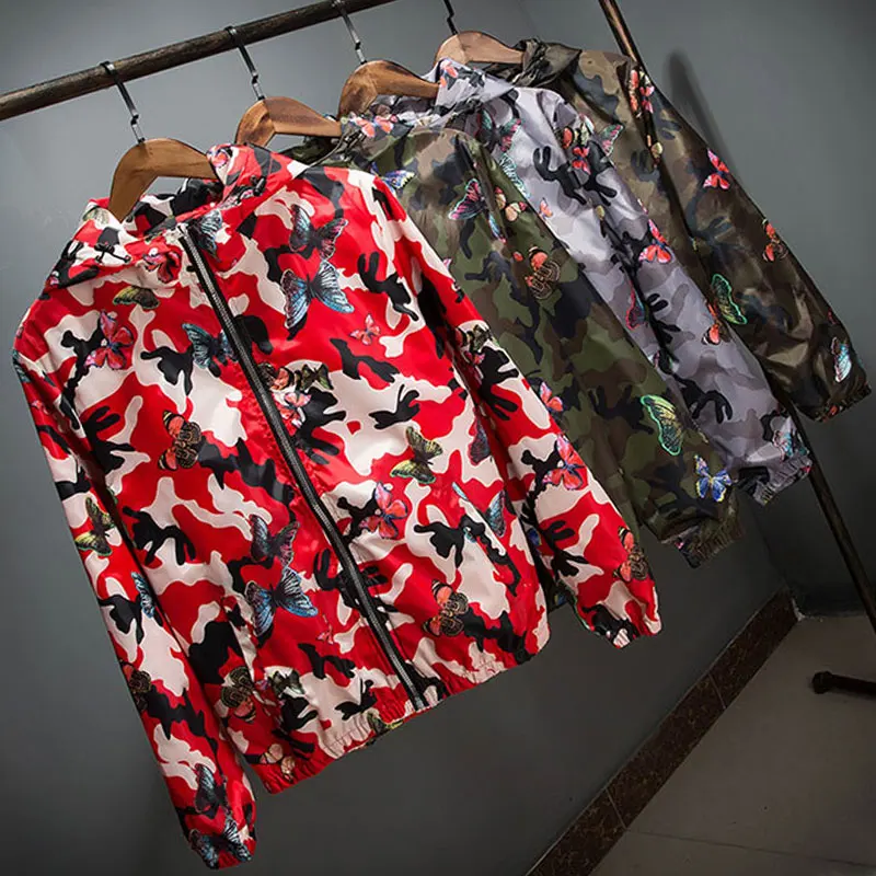 Женская куртка размера плюс Повседневная камуфляжная с капюшоном свободная