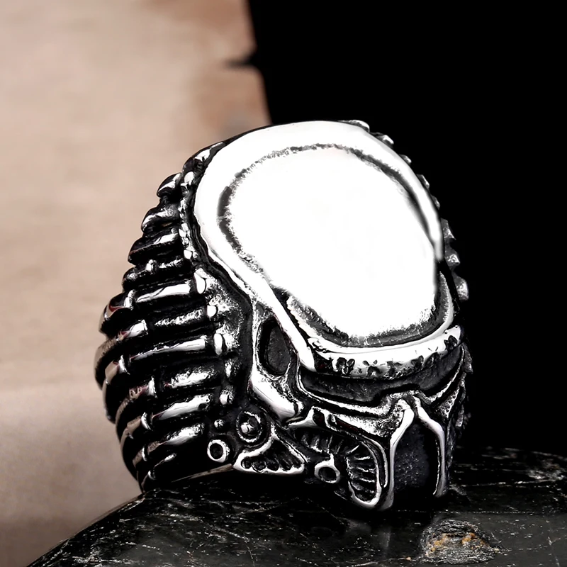 BR8-217 ring men