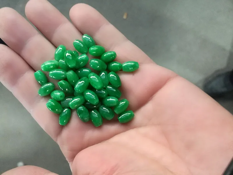 

100 pcs Fine Jewelry green Spindle jade beads DIY jewelry accessories BEADS lotus Jade Bracelet