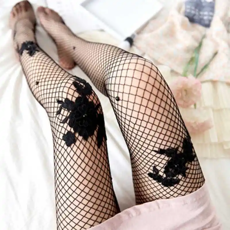Bas collant résille noir motif fleur