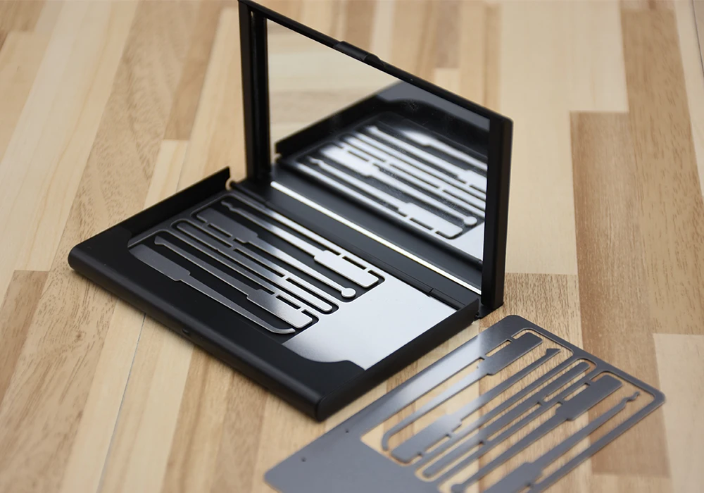

Breakable Metal card customized metal card free cutout and etched free design free business card template free shipment