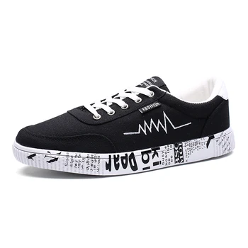 

Men shoes 2020 new fashion casual students board shoes men trend of breathable canvas shoes men sneakers outdoor white man shoes