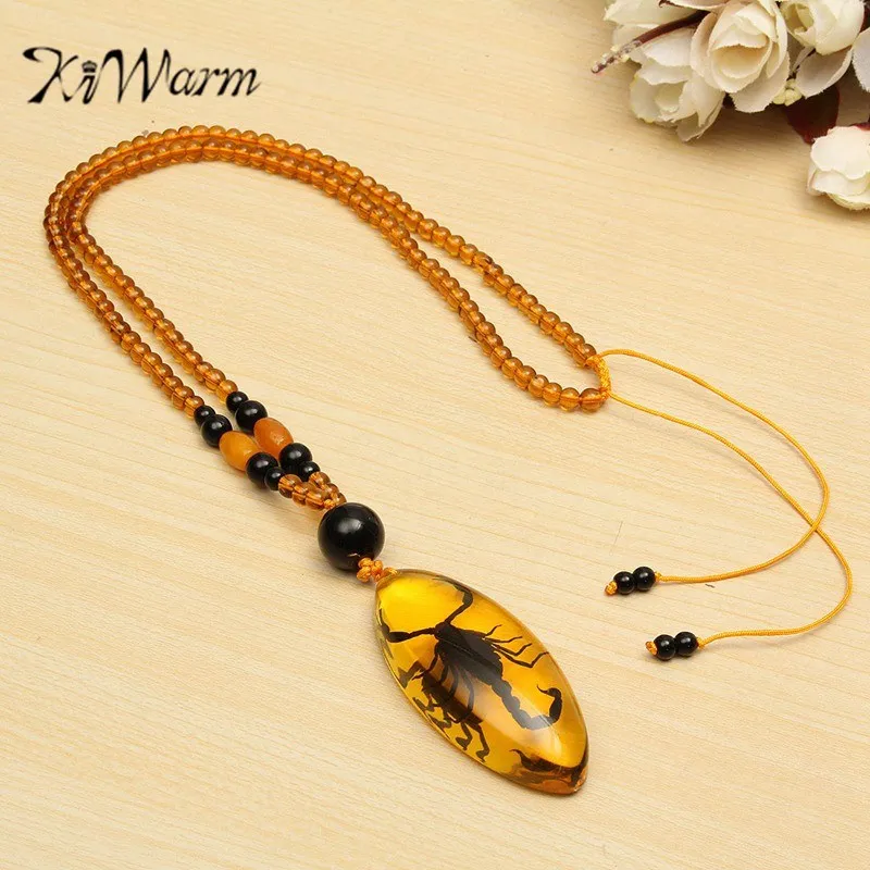 

KiWarm Beautiful Natural Insects Amber Chinese Specialtie Scorpion Inclusion in Pendant Necklace Gemstone Ornament Crafts Gifts