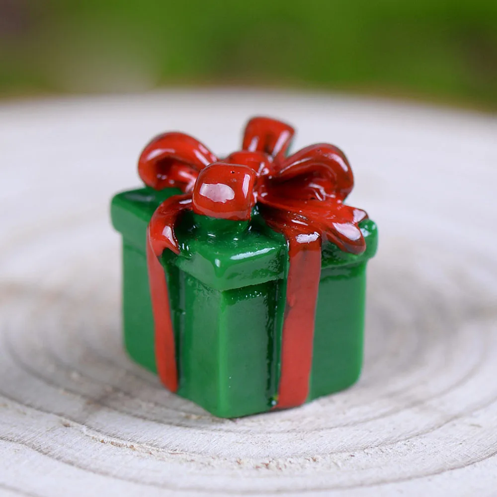 

Miniature Christmas Tree Santa Claus Snowmen Snow Duck Terrarium Accessories Gift Box Fairy Garden Figurines Doll House Decor