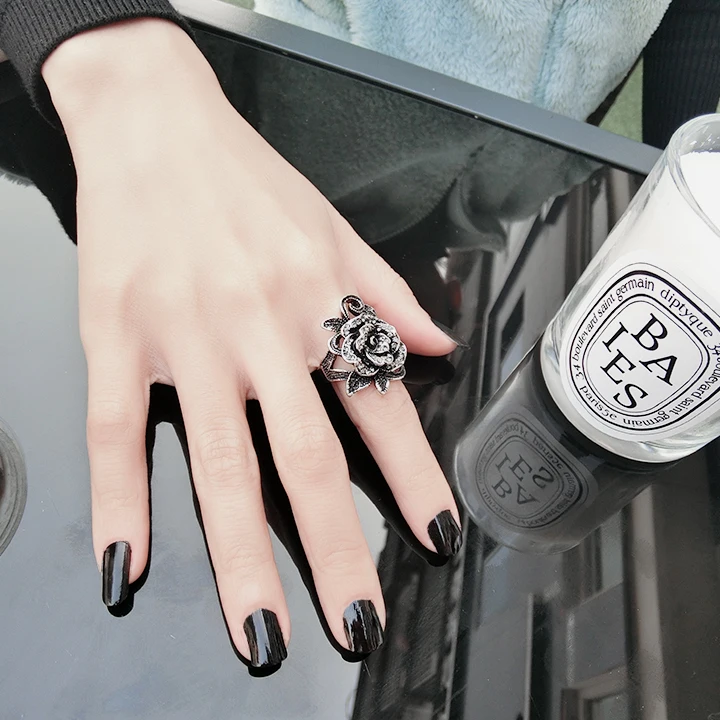 Black Rose Flower Big Vintage Rings For Women Unique Retro Crystal Rhinestone Jewelry finger ring jewelry accessories
