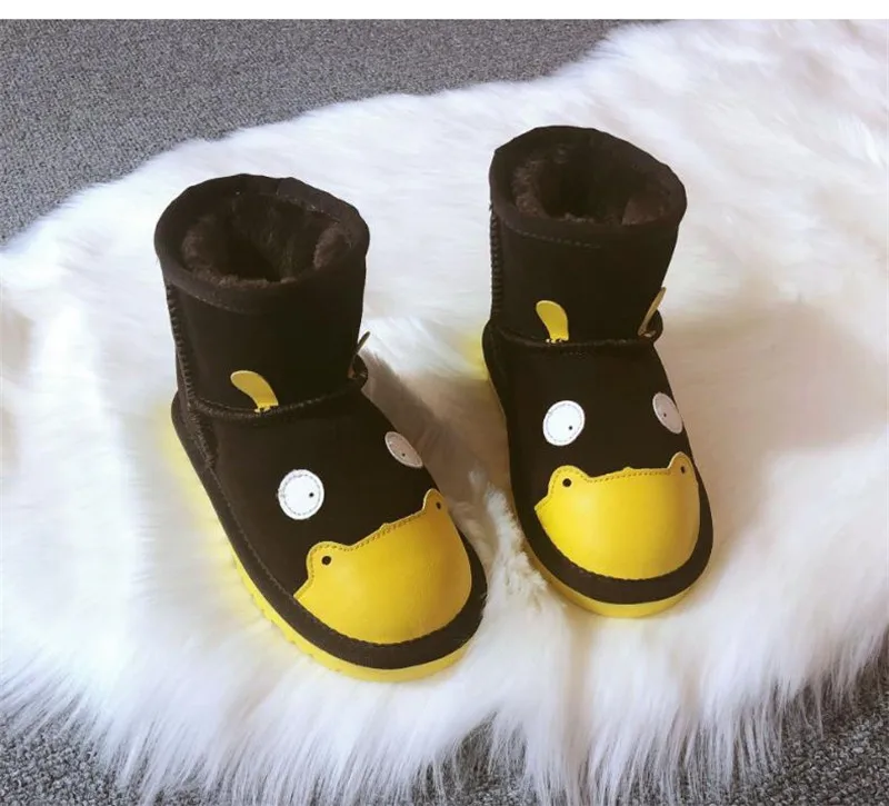 Ботинки из натуральной кожи для девочек и мальчиков; обувь на плоской подошве с героями мультфильмов; детские толстые зимние ботинки; Botas; зимняя водонепроницаемая обувь для малышей