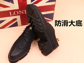 

Men Breathable Formal Dress Shoes Leather Shoes Male Office Wedding Flats Footwear British style wild Increased carved leather