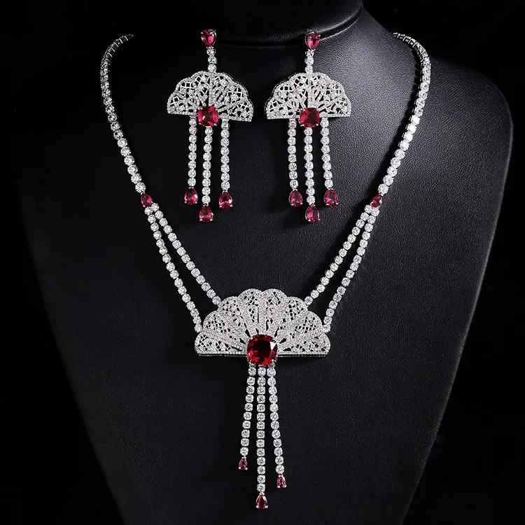 

AlooWay Popular fan earrings necklace sets zircon suits with high - end jewelry