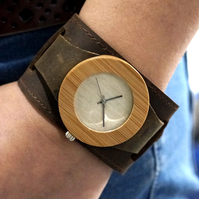 CIRCLE WATCH C046.