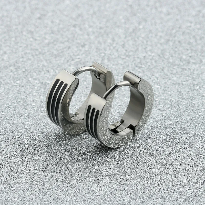 Fashion Men's Creoles Hoop Earrings Small Round Ear Plugs Titanium Steel Silver Black Strips Brincos Pendientes Punk Jewelry4