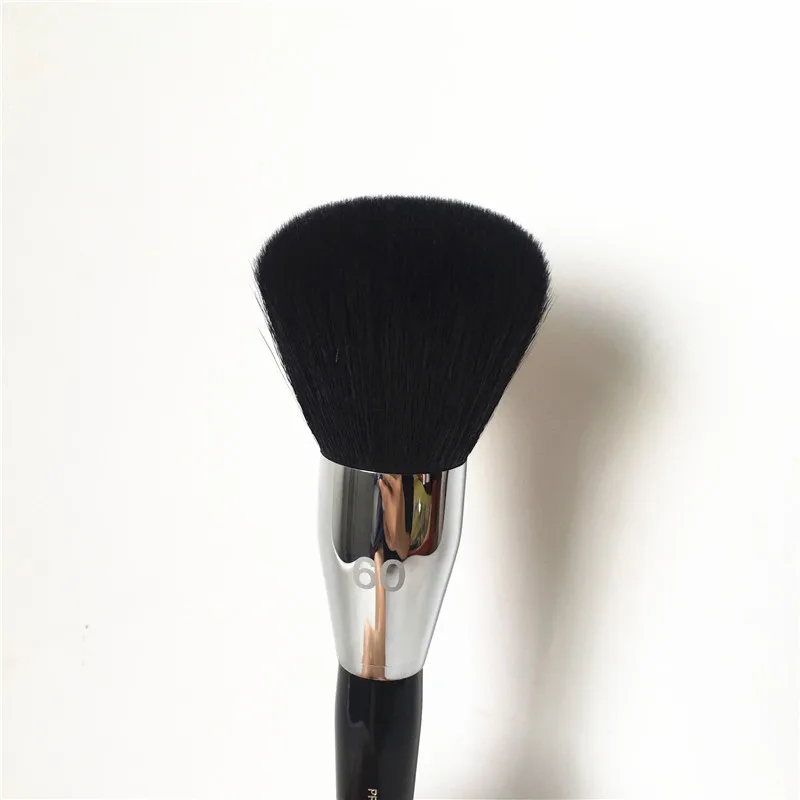 Pro Round Powder Brush #60 _ 2