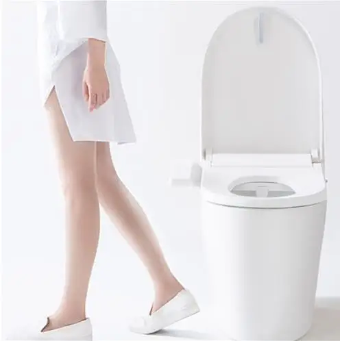 Mijia self cleaning. Умный унитаз Xiaomi. Xiaomi Smart Toilet Seat 2. Туалетная крышка для унитаза ксиоми. Умное сиденье для унитаза Xiaomi.