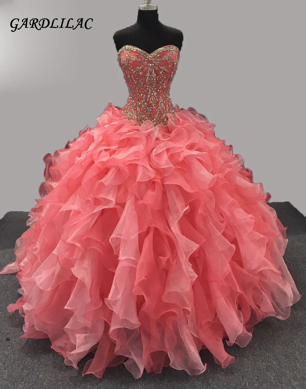 

New Coral Quinceanera Dresses Ball Gown Rhinestone Beads Organza Ruffles Sweet 16 Dresses Long Prom Gown Vestidos De 15 Anos