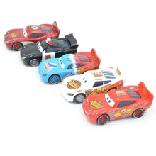 Disney Лидер продаж Pixar Cars 5 шт. различные стили Молния Маккуин Diecast металлического сплава милый игрушечный автомобиль для детей подарок на день рождения