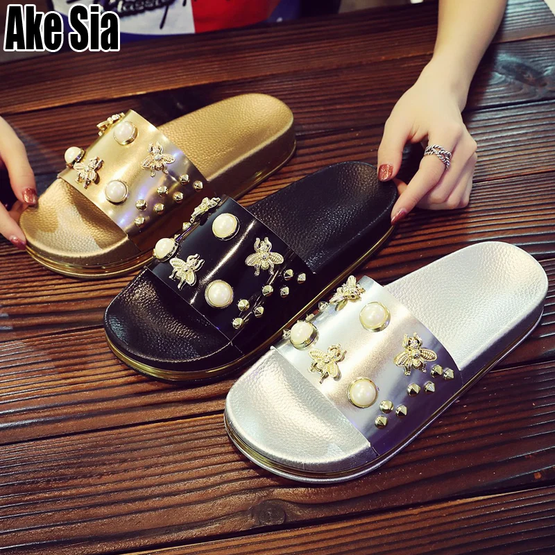 

Summer Trendy Glossy Shiny Bees Pearly Pattern Rivets Women Leisure Babouche Flat Beach Female Slides Casual Slippers Shoes A497