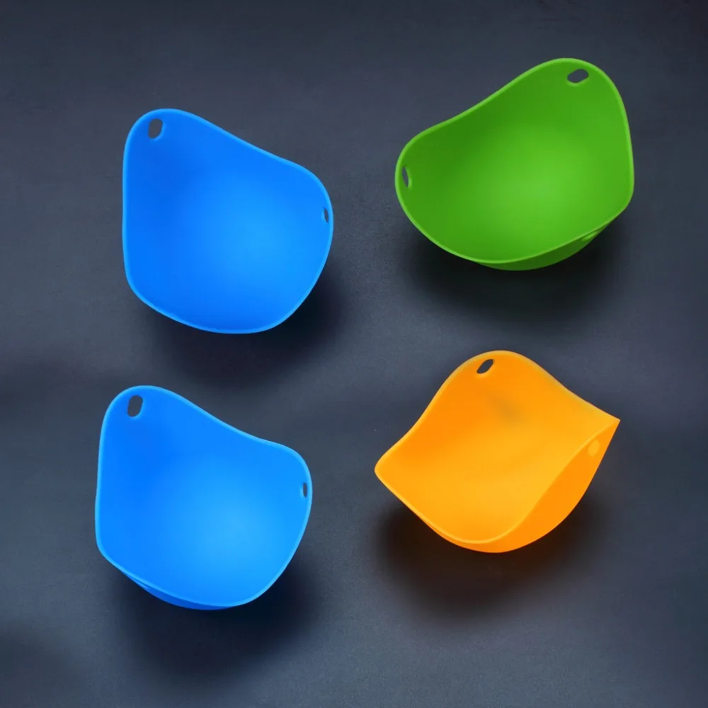 Set Of 4 Silicone Egg Poaching Cups with Ring Standers For Microwave or Stovetop Egg Cooking BPA Free  (2)