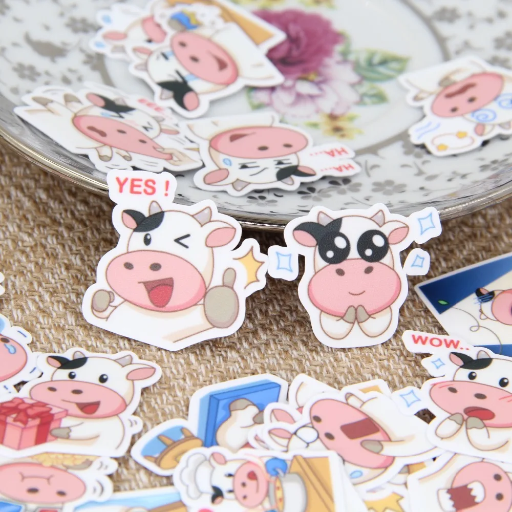 

40 pcs / set Cute adorable cow face book scrapbooking bubble buoy stickers stickers kawaii expression children's toys