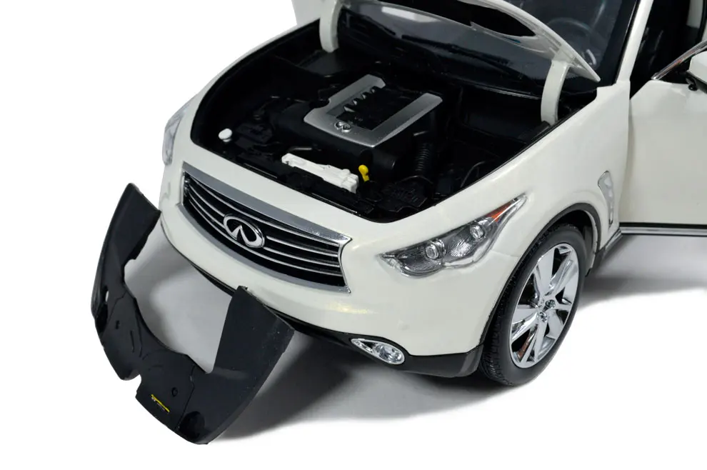 Модель Paudi 1:18 1/18 1 18 Scale Infiniti QX70 белое статическое моделирование литой Сплав модель
