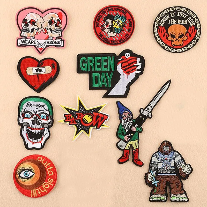 

Circular Skull Badges Parches Embroidered Iron On Patches For DIY Cloth Patch Fashion Design Motif Applique Badge