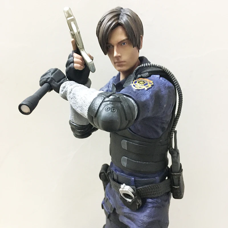 leon kennedy toy