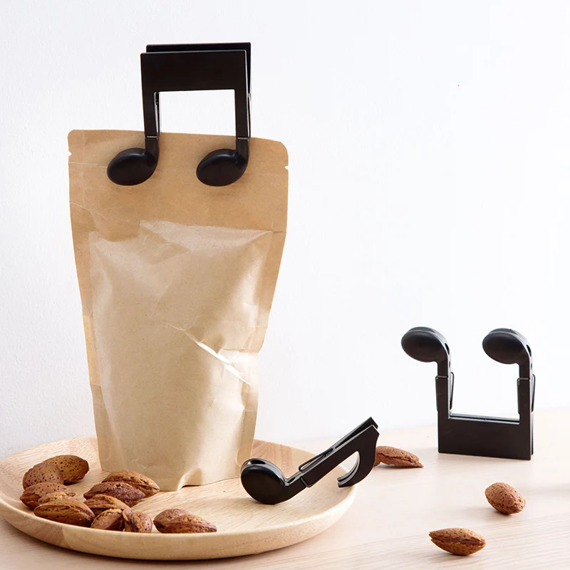 

1set=2pcs Musical symbols shape sealing clip snack bag clips Clothes pegs for Coat Pants Laundry Drying Hanger Rack Washing