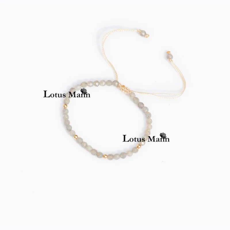 

Lotus mann blu ray labradorite gold small single-circle series bracelet