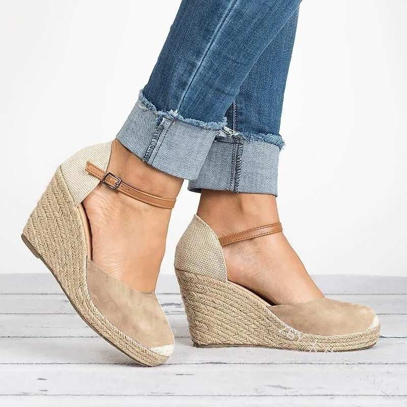 8955685947_2059352121