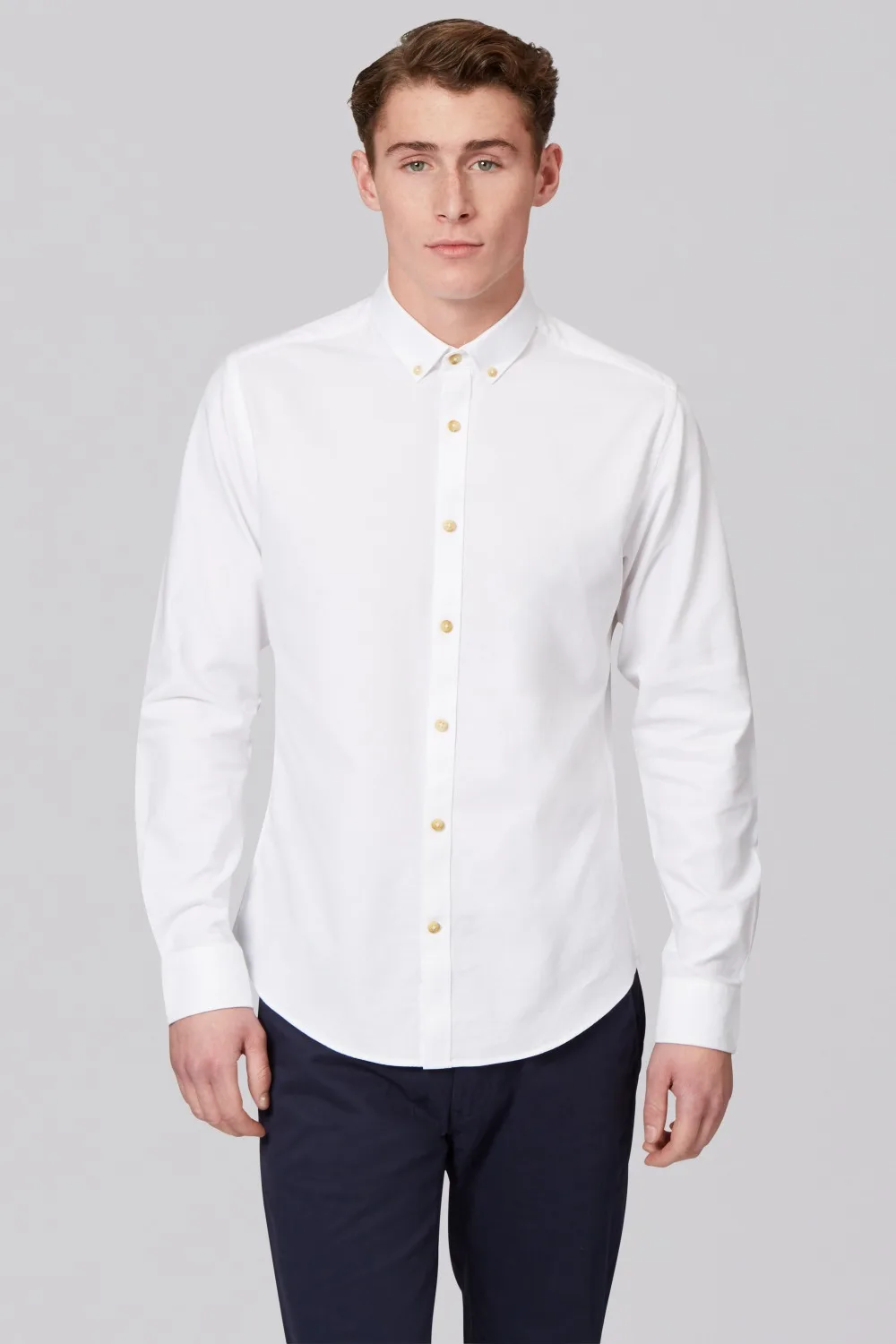 #2. The Light Blue Poplin/Pinpoint/Twill Whether you want a keepsake oversized oxford shirt with an embroidered pocket, or you want your bridesmaids to get ready in style with matching oversized button-downs displaying their own initials, Advantage Bridal's monogrammed bridal party shirts are exactly what you need.