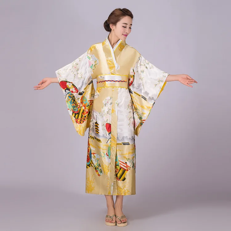 Японское кимоно. Кимоно женское юката. Японское кимоно юката. Традиционное японское кимоно юката. Японская юката женская.
