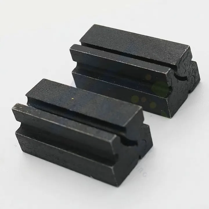 Зажим YUEMA Key Blank Clamp для горизонтальных режущих машин WENXING и JINGJI|Слесарные