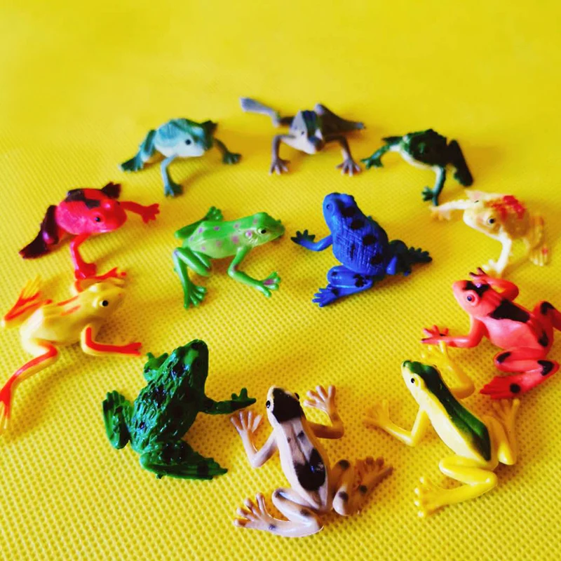

12 Pcs/random frog/doll house//miniatures animal/lovely cute/fairy garden gnome/moss terrarium decor/crafts/bonsai/diy supplies
