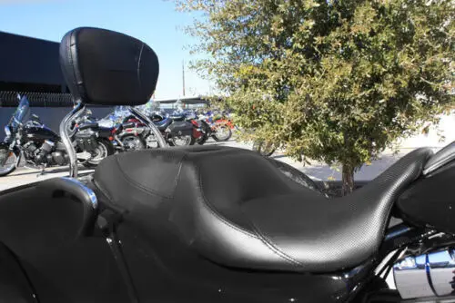 Мотоцикл съемный коврик Сисси Бар ж/Спинка для Harley FLRT FreeWheeler
