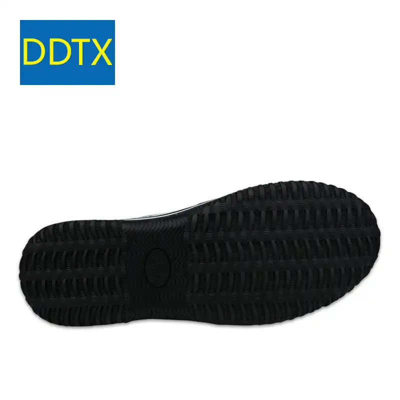 wide fit lightweight safety trainers